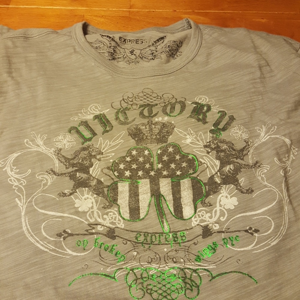 Grey express tee
